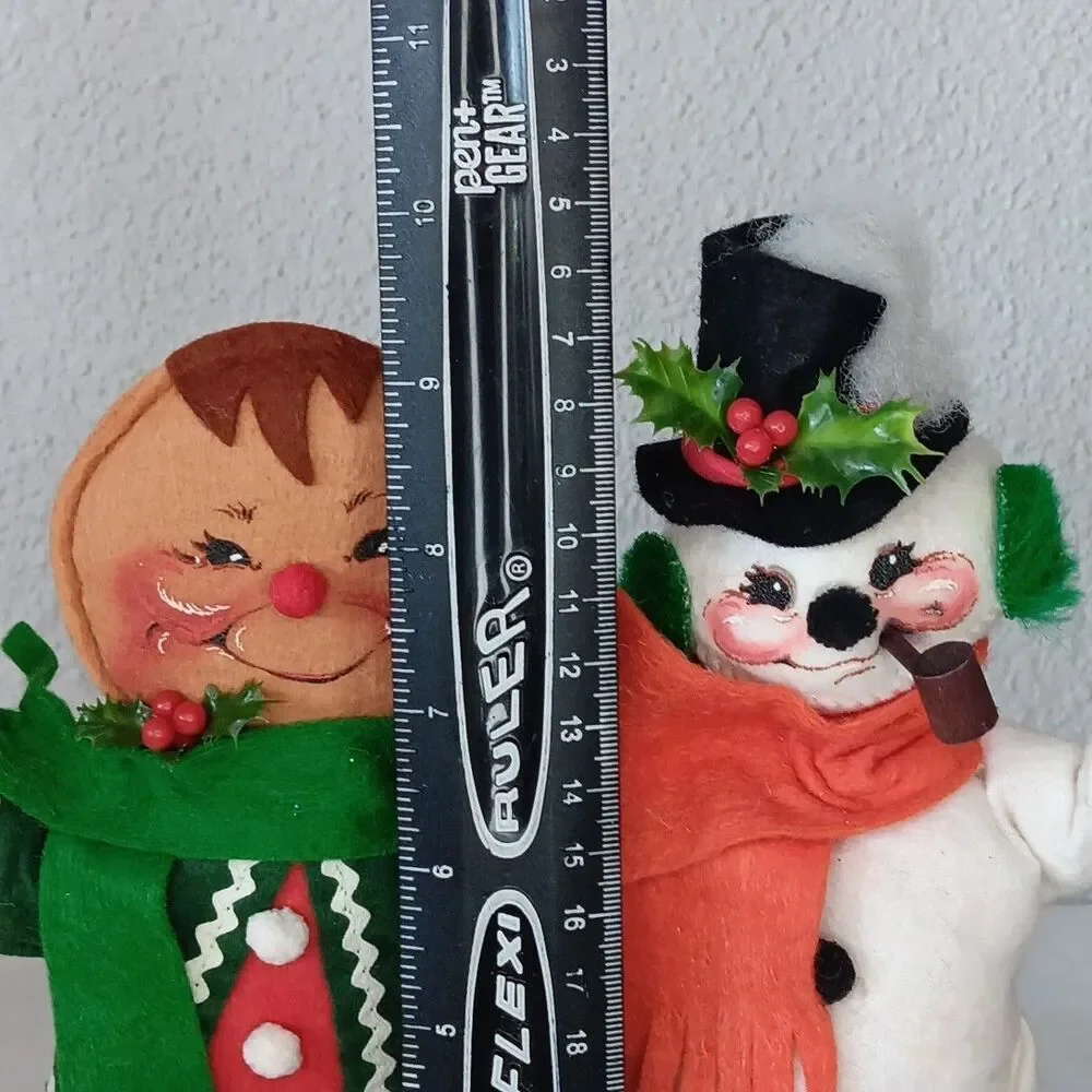 Vintage Annalee 1991 Gingerbread Cookie Man & 1990 Snowman with Pipe with Stands